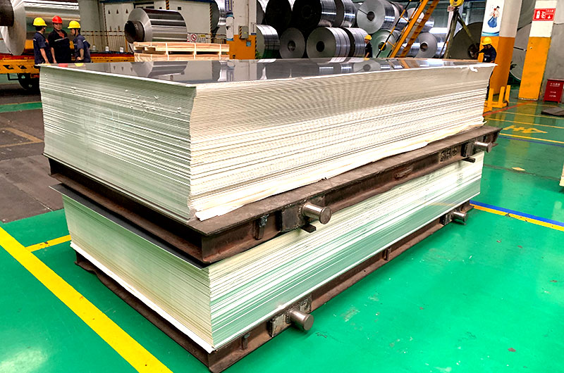 散熱片/標(biāo)牌用1050鋁板用途廣泛 散熱片/標(biāo)牌用1050鋁板用途廣泛