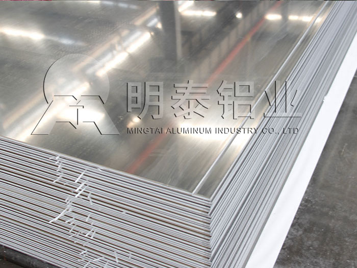 3104易拉罐罐蓋鋁板性能優(yōu)良 3104易拉罐罐蓋鋁板性能優(yōu)良