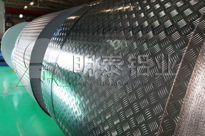 1060花紋鋁板廠(chǎng)家_明泰鋁業(yè)